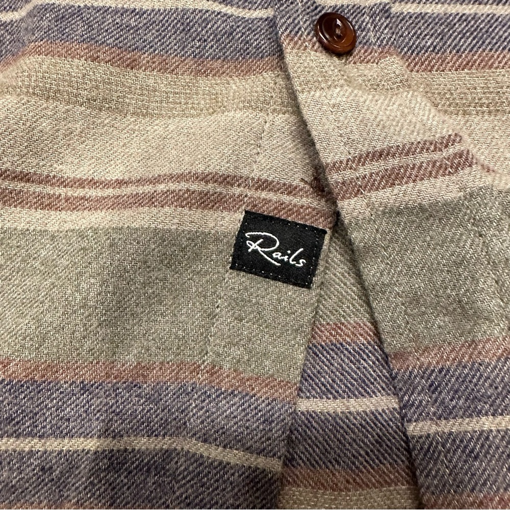 Men's Large Rails Runson Flannel Shirt‎ in Redwood Stripe - Picture 10 of 10